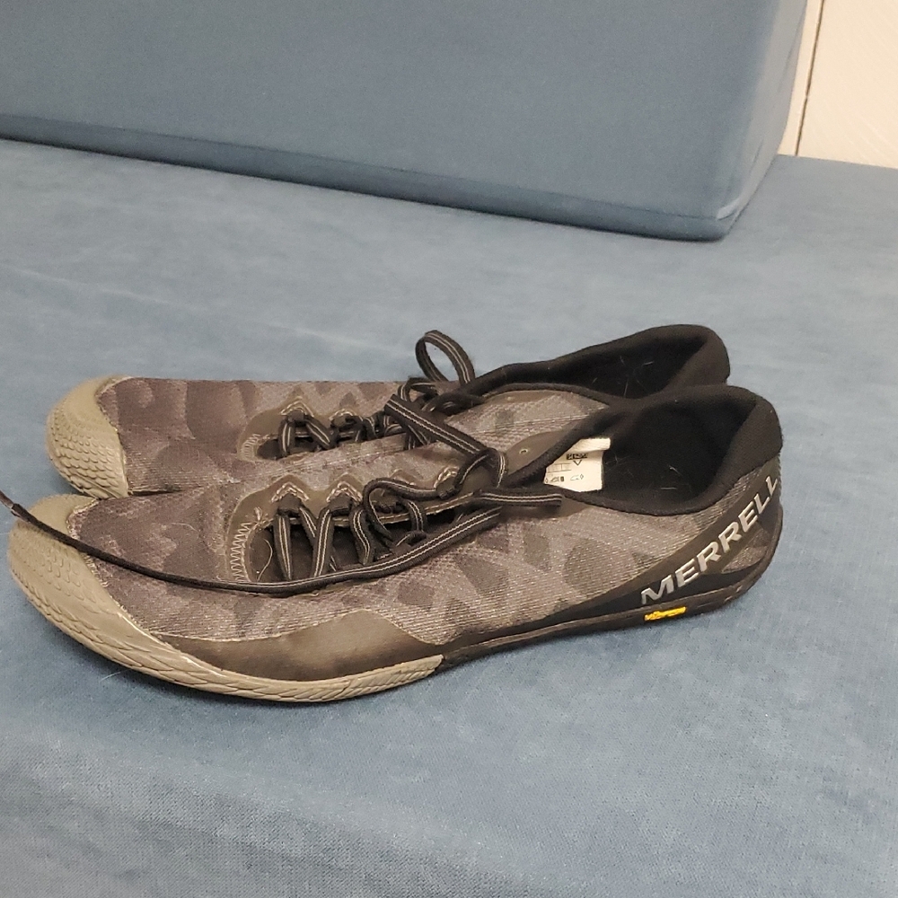 Merrell Men's Gray Athletic Shoes